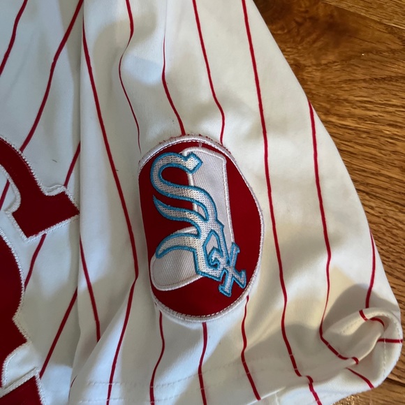 Chicago White Sox throwback promotional jersey.  Red and White .  Youth XL - Picture 3 of 6